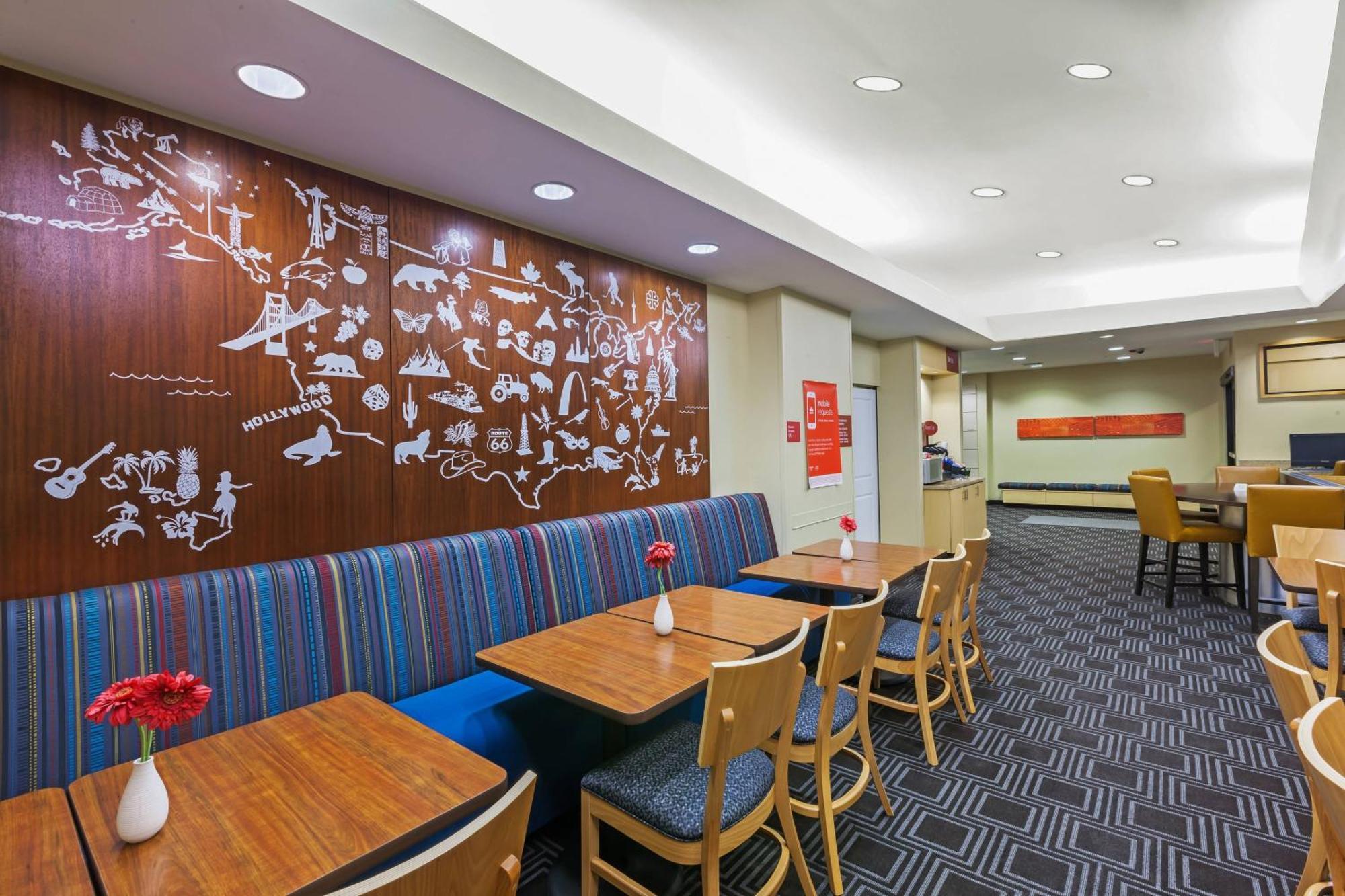 万豪广场套房图尔萨北/奥瓦索酒店 Owasso 外观 照片